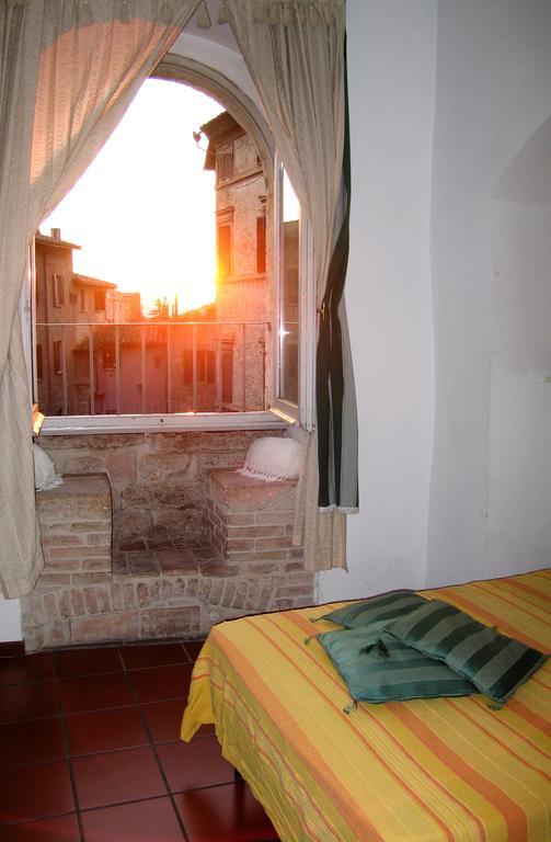 Aparthotel Residenza Turrena Perugia Zimmer foto